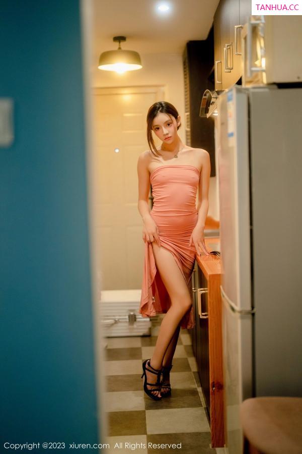  [XiuRen]高清写真图 2023.03.20 No.6437 加朵babe 美腿丝袜第20张图片